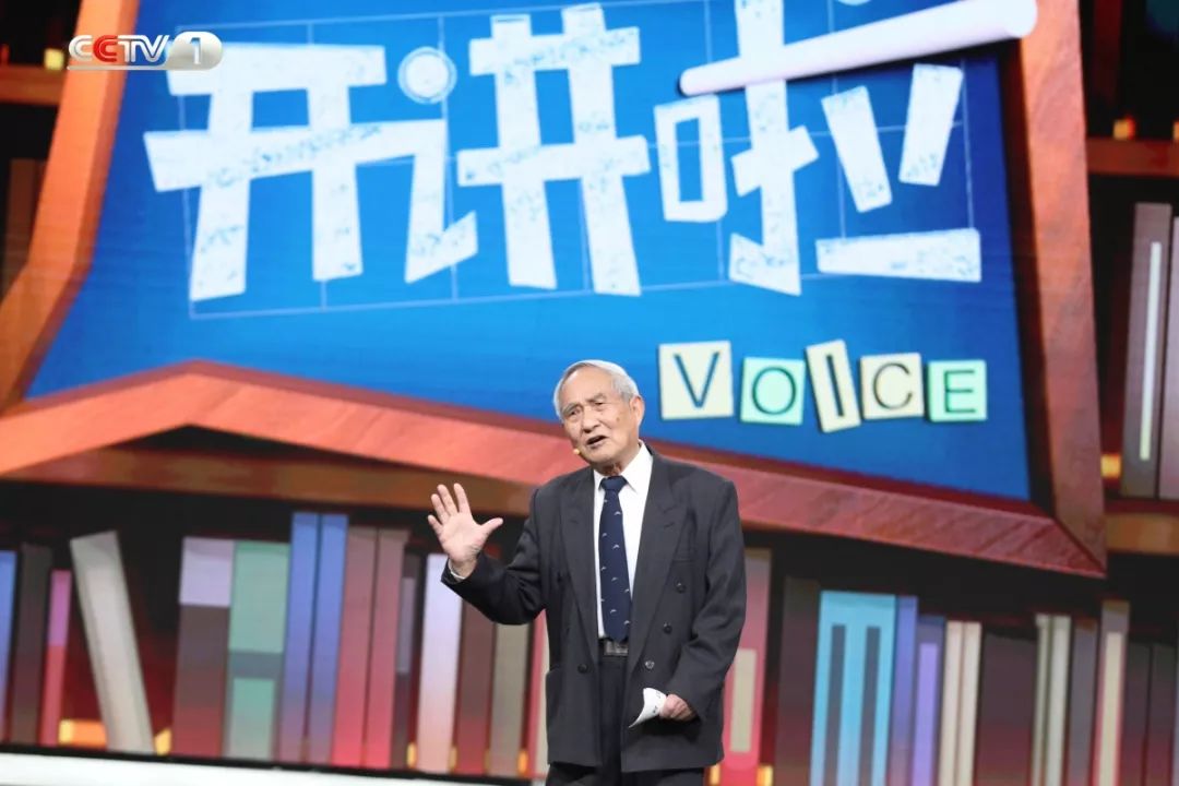 行走江湖,等待下一只白鱀豚出水一跃!今天22:30档,刘仁俊为你讲述白鱀豚情缘!