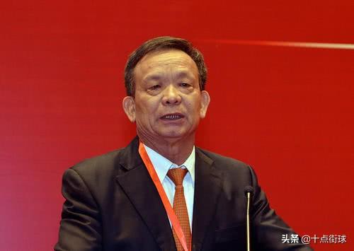 1000万!继李娜之后,又一网坛传奇捐款湖北,曾在25岁嫁百亿富豪