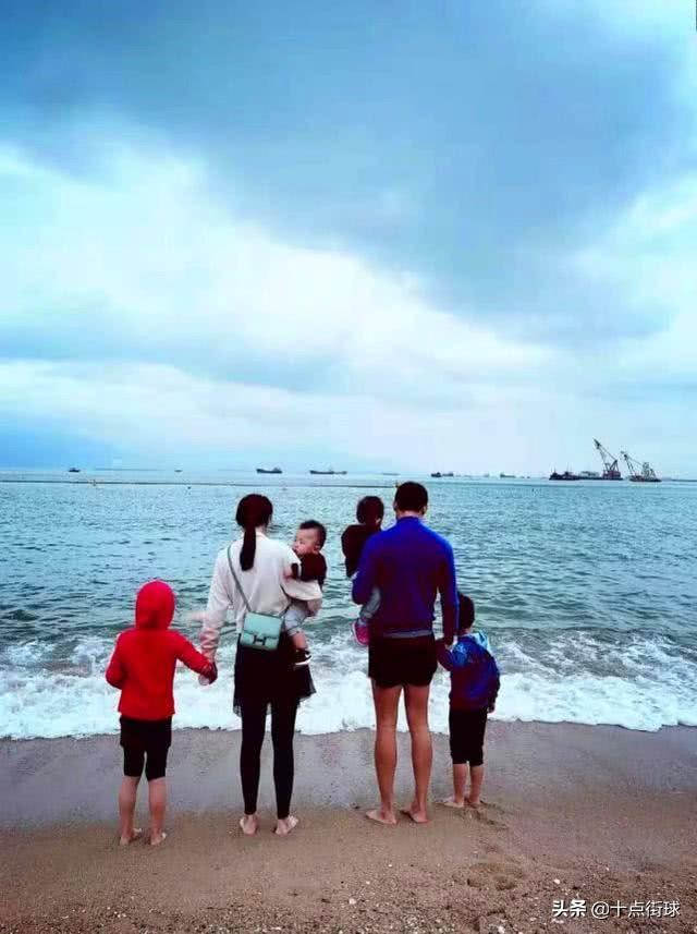 1000万!继李娜之后,又一网坛传奇捐款湖北,曾在25岁嫁百亿富豪