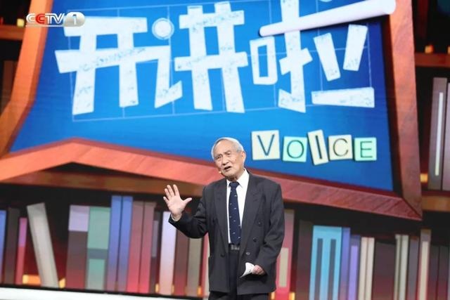 行走江湖,等待下一只白鱀豚出水一跃!今天22:30档,刘仁俊为你讲述白鱀豚情缘
