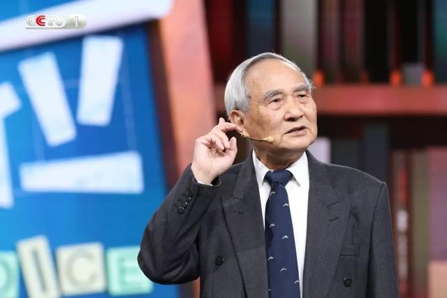 行走江湖,等待下一只白鱀豚出水一跃!今天22:30档,刘仁俊为你讲述白鱀豚情缘