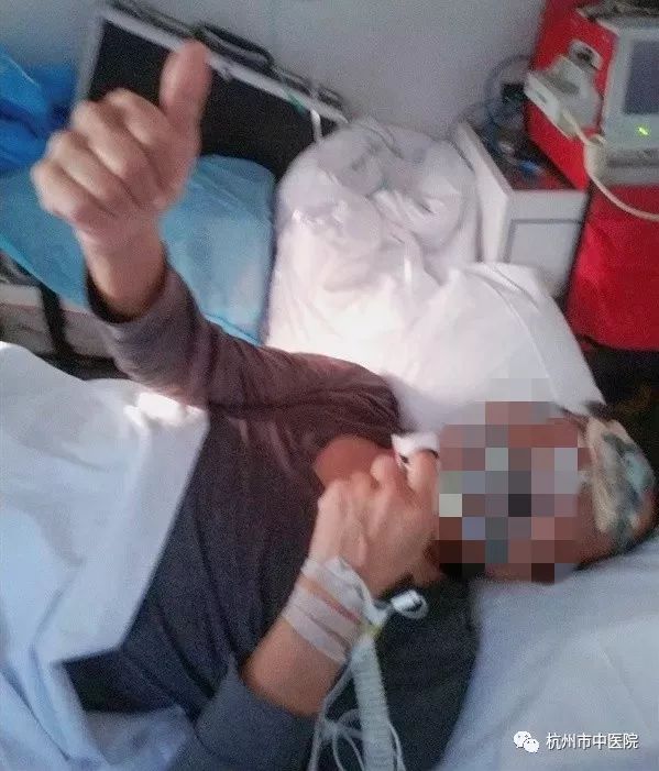 重病患者写下遗书＂遗体捐国家＂ 护士瞬间泪流