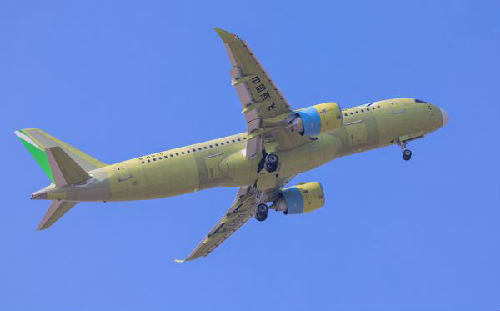 2019年12月27日,C919大型客机106架机首飞成功。至此,C919大型客机6架试飞飞机全部投入试飞工作。