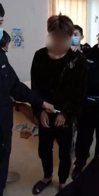 十八线男星卖口罩诈骗28万,出道前先学学做人吧