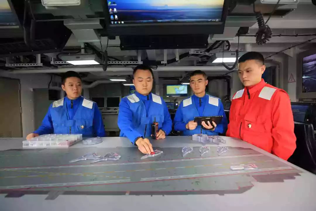 航母山东舰无人感染新冠肺炎 正常训练