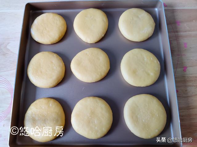用鸡蛋和面的媳妇饼,松软香甜,浓郁花生香,喜宴最佳伴手礼