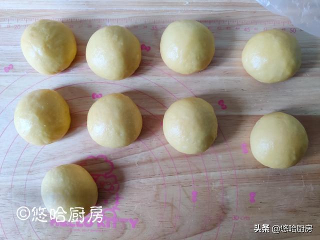 用鸡蛋和面的媳妇饼,松软香甜,浓郁花生香,喜宴最佳伴手礼