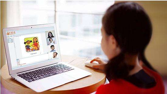 北京＂线上开学＂首日 直击高三学生＂线上冲刺