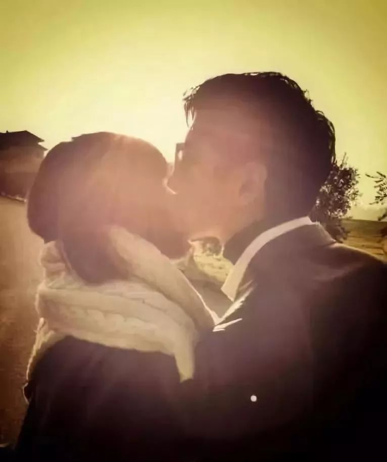 这对夫妻的迷惑行为大赏又来了…