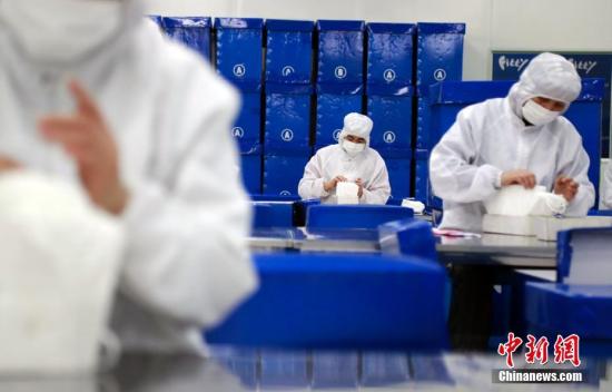 国资委：央企加紧研制口罩机 近期将量产