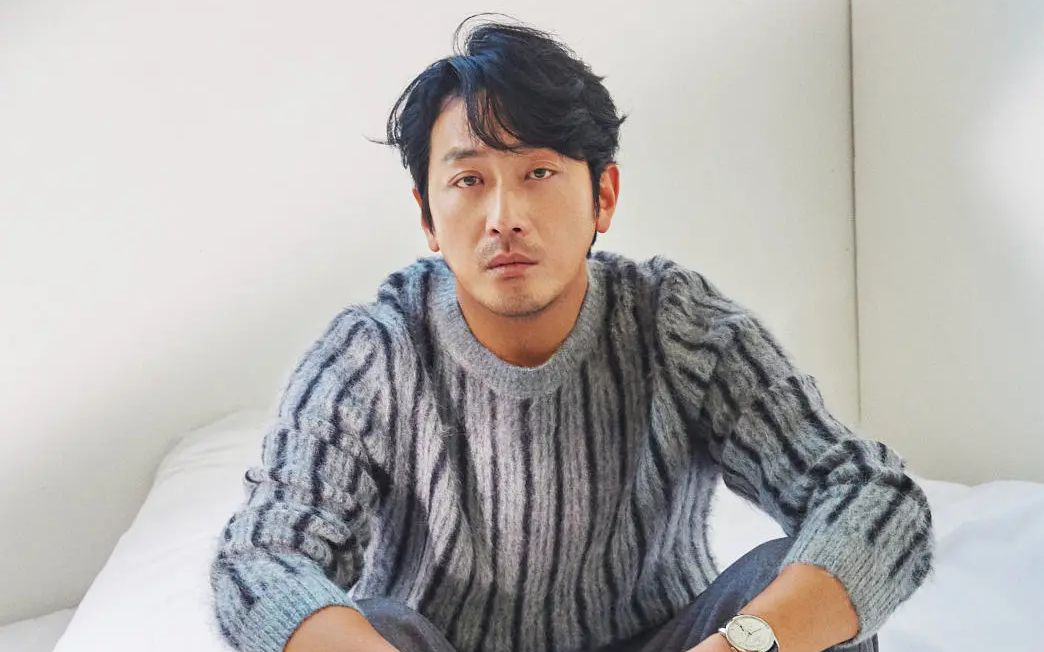 韩警方确认演员河正宇正在接受调查 本人暂未回