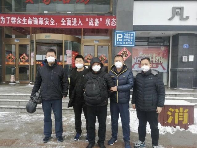 郭某被警方控制。警方供圖