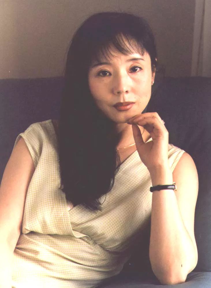 严歌苓:多数以男性思维为中心的文学家思想家并不真的