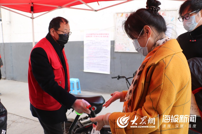直播山东|菏泽南华小区确诊患者所在单元楼“解封”但防疫工作仍不松懈!