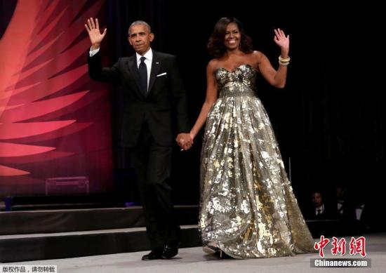 对女儿成长有何建议？奥巴马夫人：走出自己的