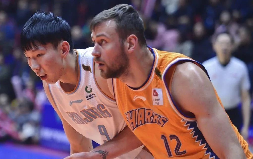 刚刚!他公开拒绝NBA合同!坚持留在中国!CBA历史第一外援诞生