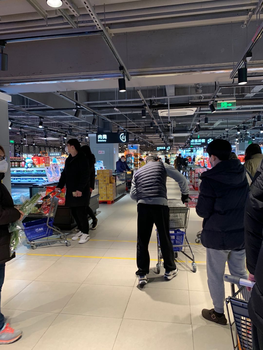 我们监测了6000个被感染小区,发现…