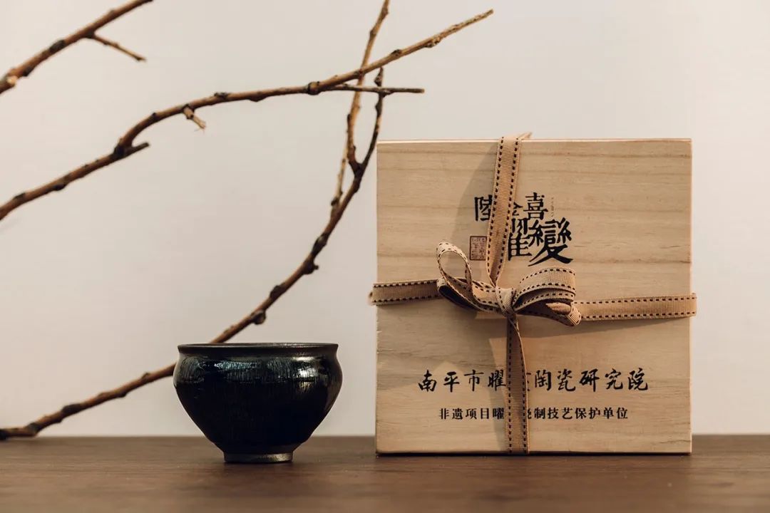 70后大叔花20年,复原失传800年绝技,一只茶盏映出宇宙星河
