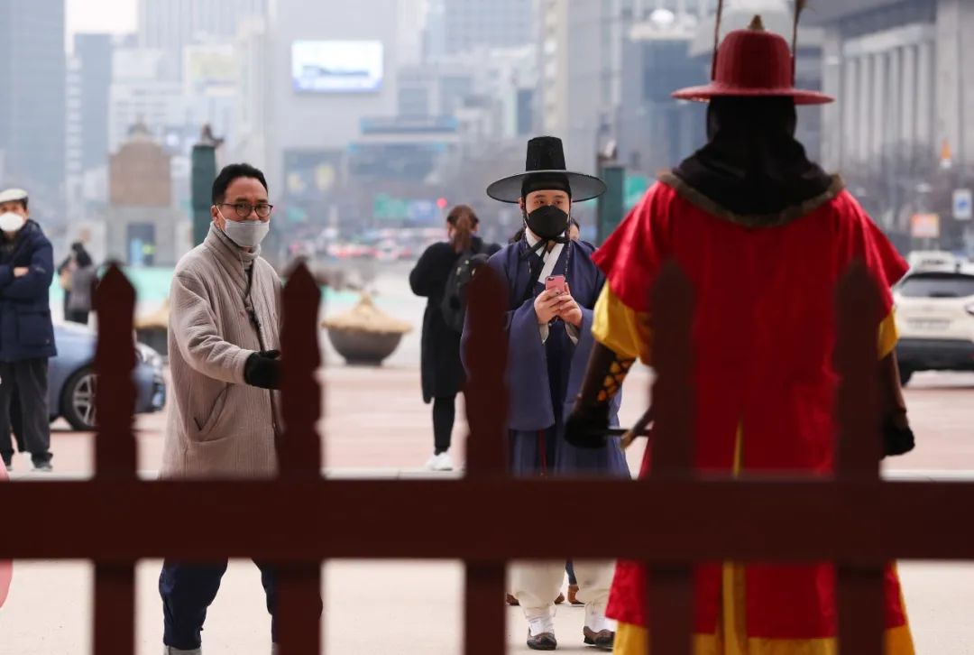 韩国又增142例！“超级传播事件”受关注