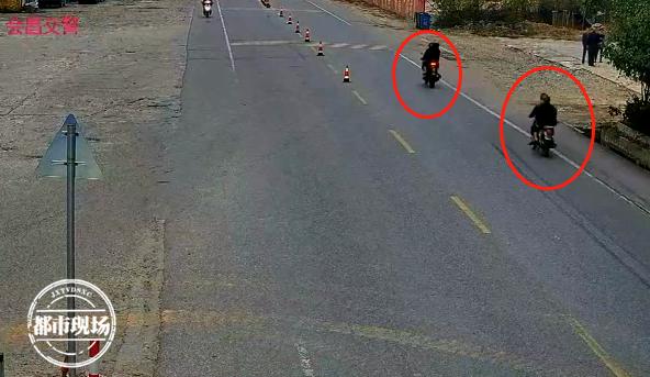最小年仅14岁!少年马路上集体飙车,3辆摩托为无牌报废车