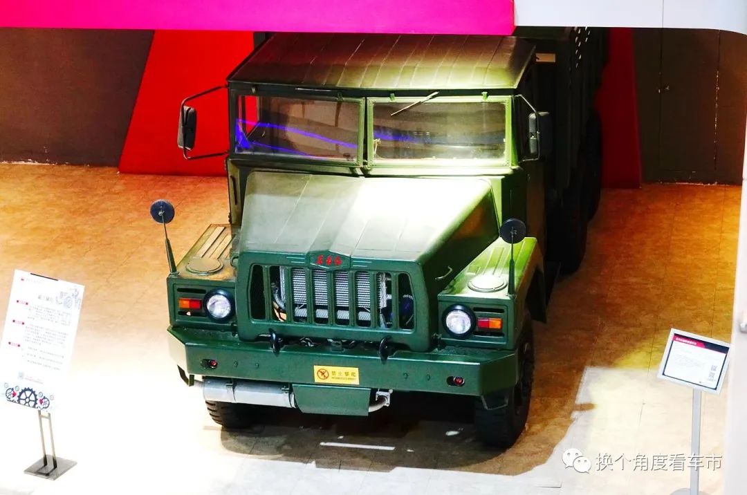 宋楠:解放军"大v8"东方红665重型载具技战术分析(动力篇-新浪汽车