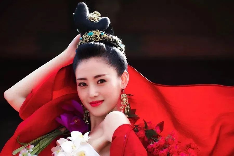 离婚索赔40亿:甘薇和贾跃亭这一集是什么剧情? 离婚索赔40亿:甘薇和贾跃亭这一集是什么剧情?