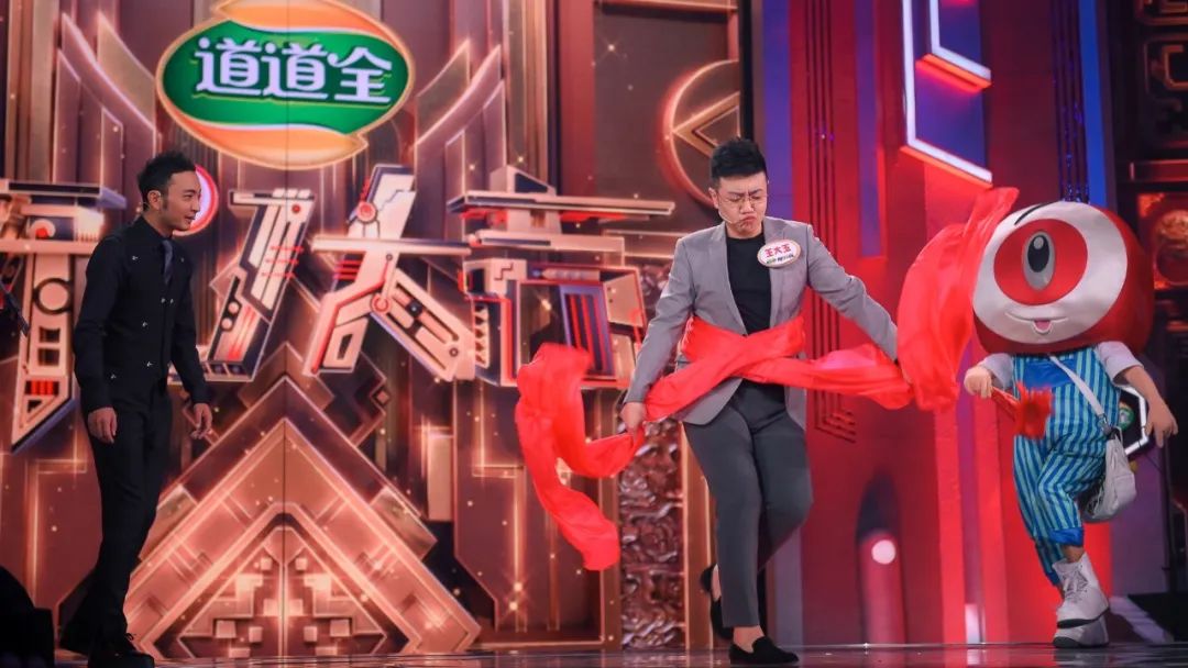 没学过播音,没学过音乐,他坚持追梦20年成为电台主持人