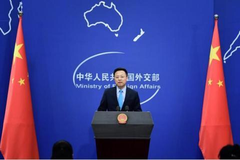 美考虑采取报复措施驱逐中国记者?外交部:顺我者存逆我者亡?