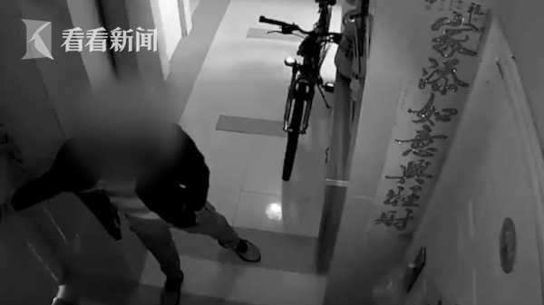 小区免费给居民发放口罩 挂门上全被他“捡漏”