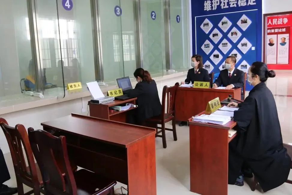 凭祥一男子抗拒疫情防控检查又袭警被判刑!