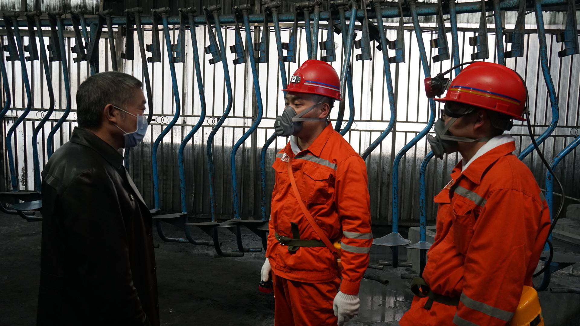 【把时间抢回来 把损失补回来】金沙县:煤矿企业全部复工复产 日产