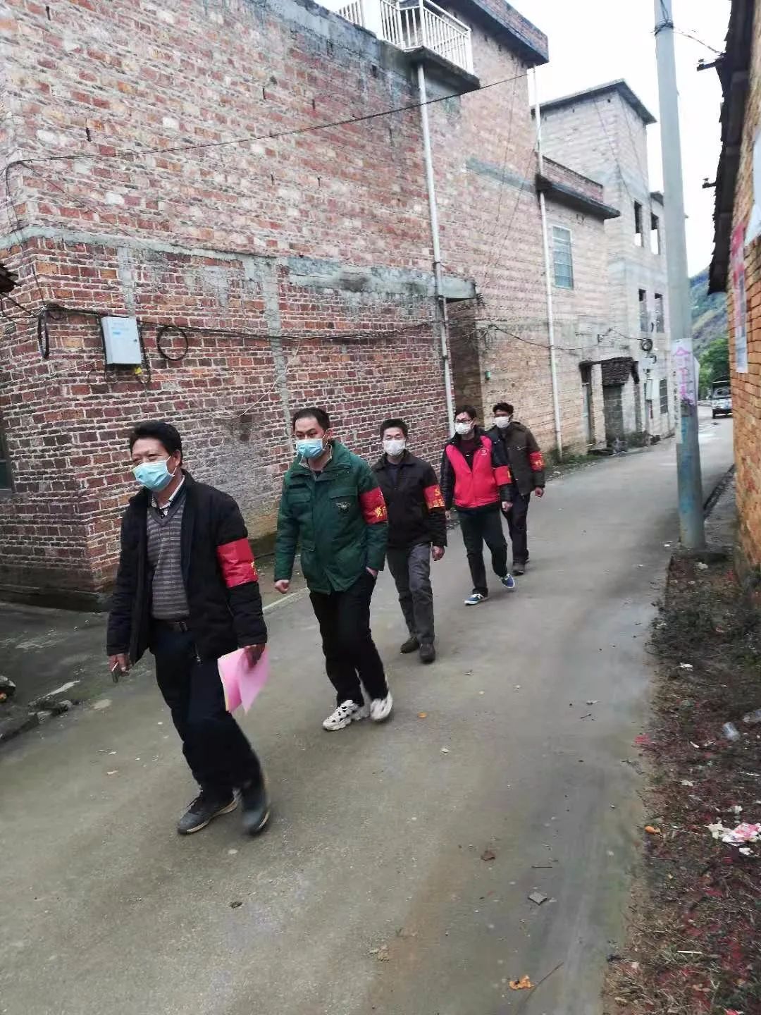 奉得胜:筑起瑶族村党群同心抗疫城墙