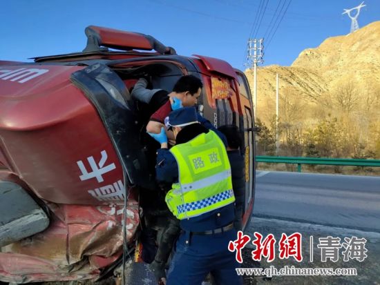 湟中高速路政执法大队:危难之处显身手 联合战斗急救援