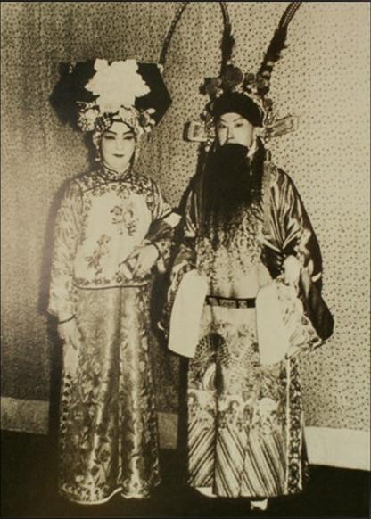 马连良、梅兰芳因戏结缘,戏里戏外惺惺相惜,两家人也情谊深厚
