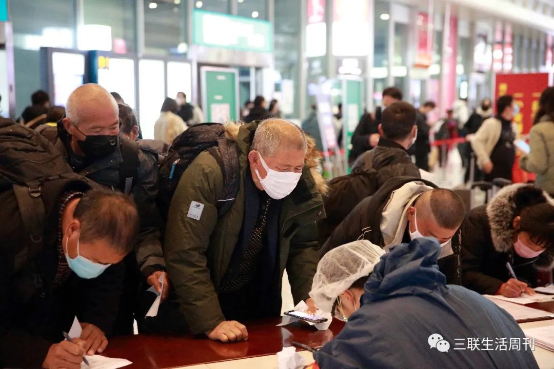 应对新冠,上海是如何及时敲响警钟的?