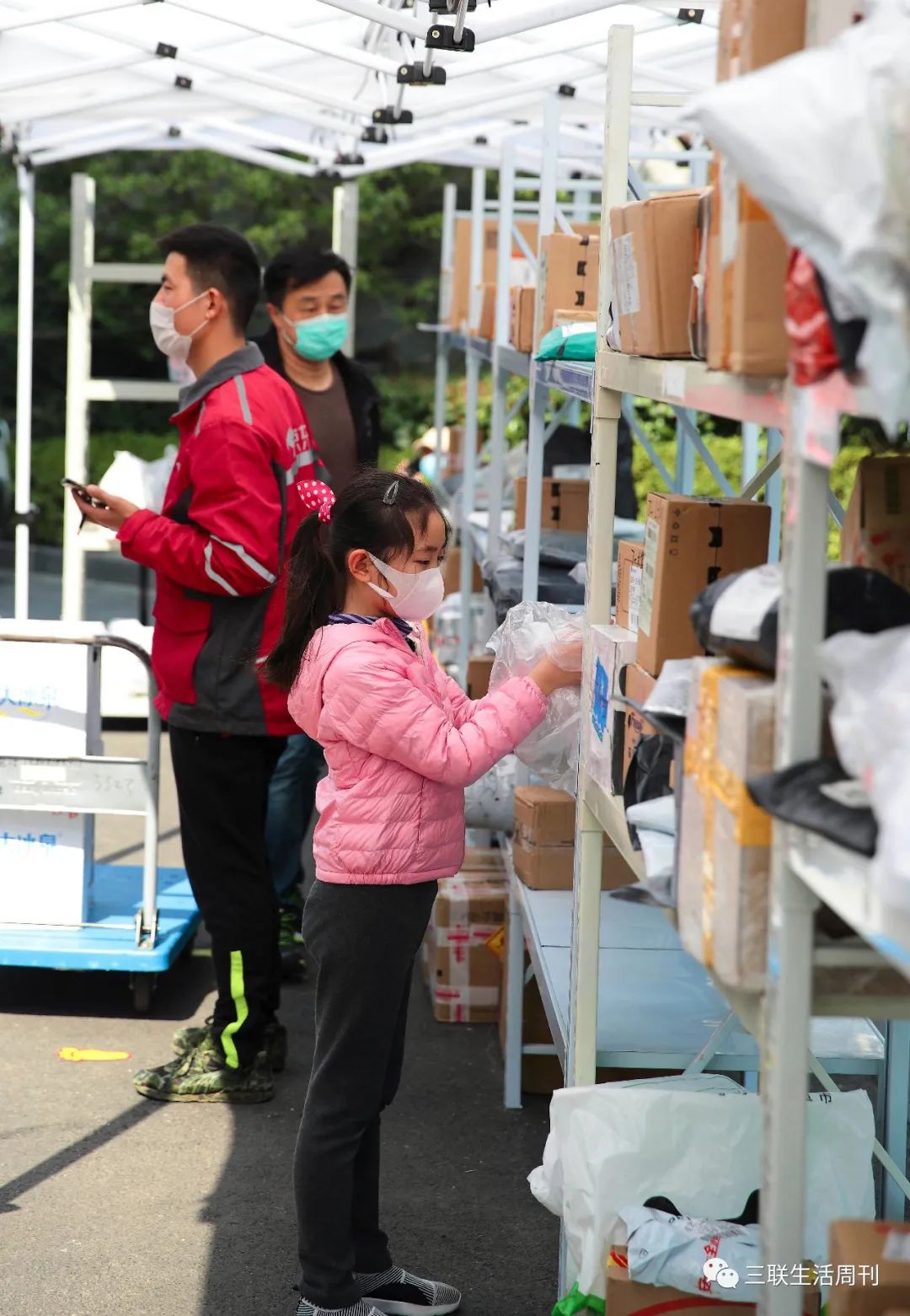 应对新冠,上海是如何及时敲响警钟的?