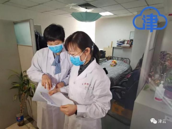 【关注】他们拉响“红区”警报!追溯1700多个疑似病例,绘制135个确诊病例传播链和关系图