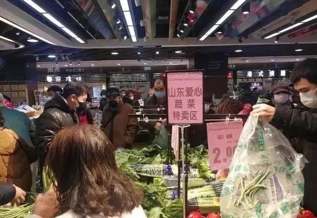 捐赠爱心蔬菜烂在仓 是时候算算这笔糊涂帐了！