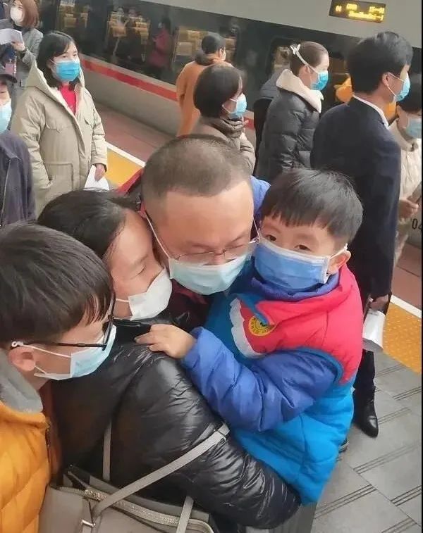 关注 | 湖南第十八批医疗队驰援黄冈 已累计向湖北省派出1478人
