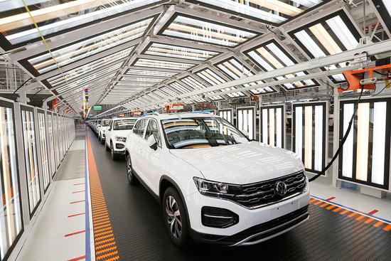 疫情下的车市产销或再下探 车企、经销商紧急应对