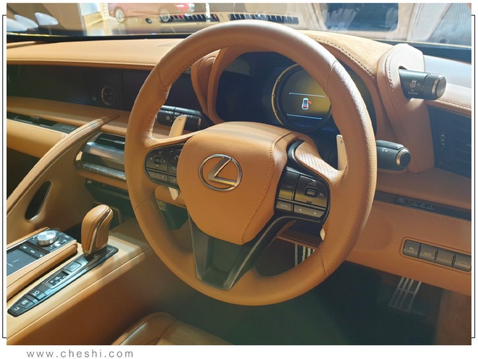 雷克萨斯新款LC上市 售价公布/搭3.5L混动系统