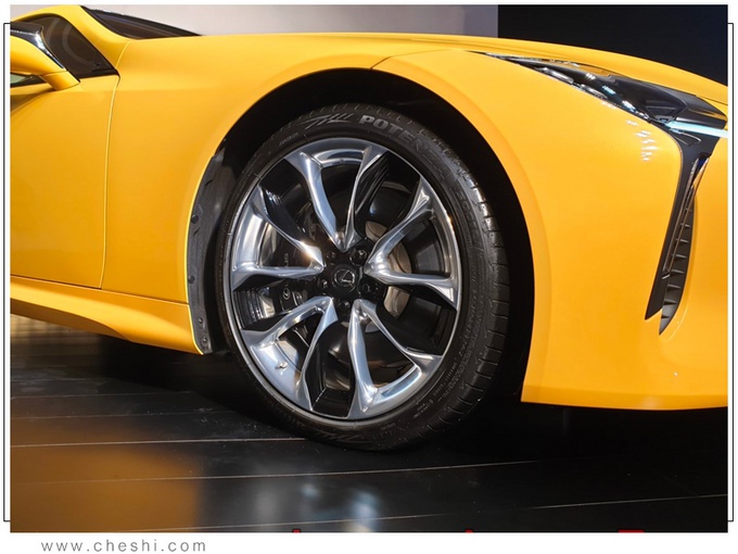 雷克萨斯新款LC上市 售价公布/搭3.5L混动系统