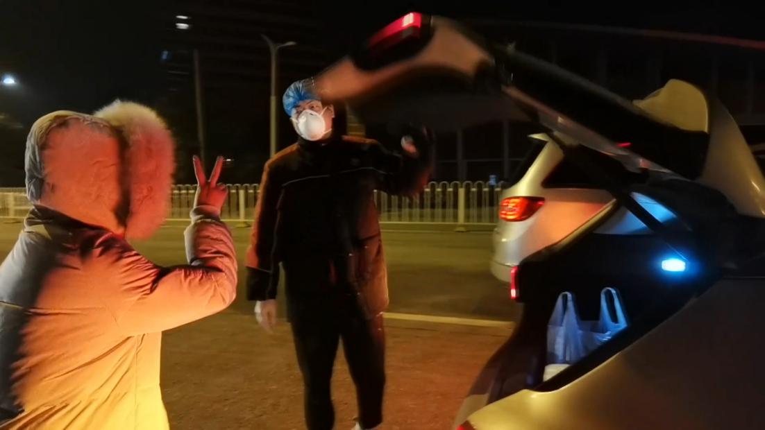 为志愿接送武汉金银潭医院医护人员 他向家人撒