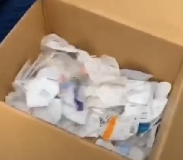 黑心商人口罩_戴口罩的卡通图片