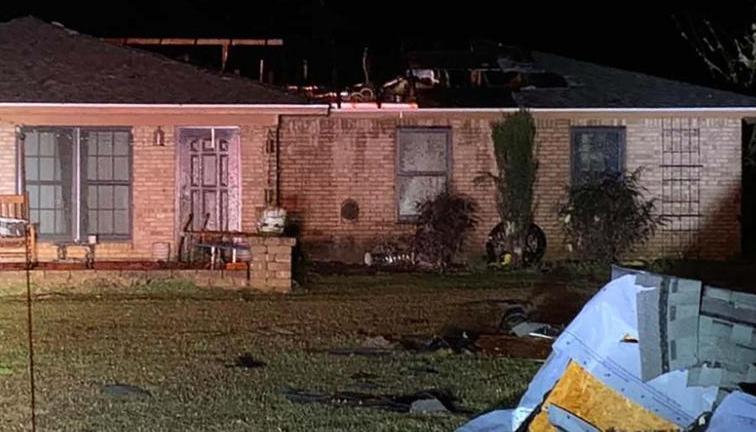 冬季强风暴席卷美国东海岸 已造成1人死亡