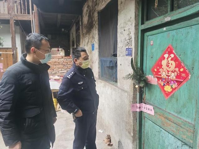 芝英镇封贴空置房阻断疫情输入