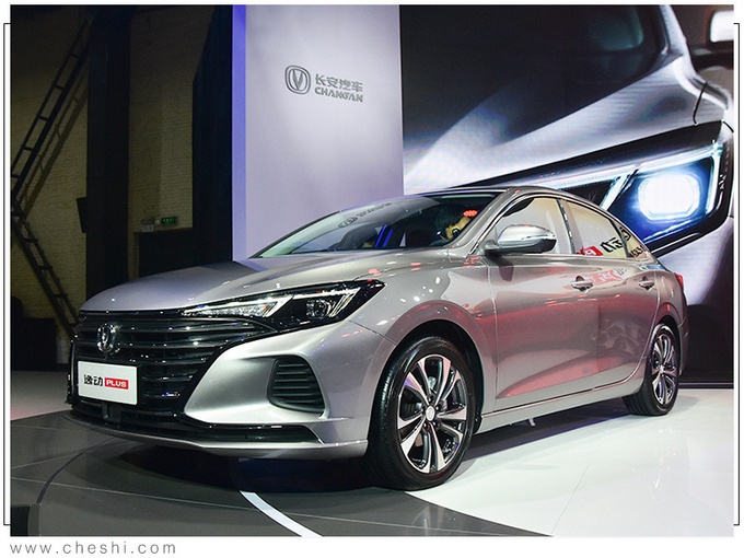 领克05/林肯冒险家领衔,8款新车即将上市,最低8万元就能买!