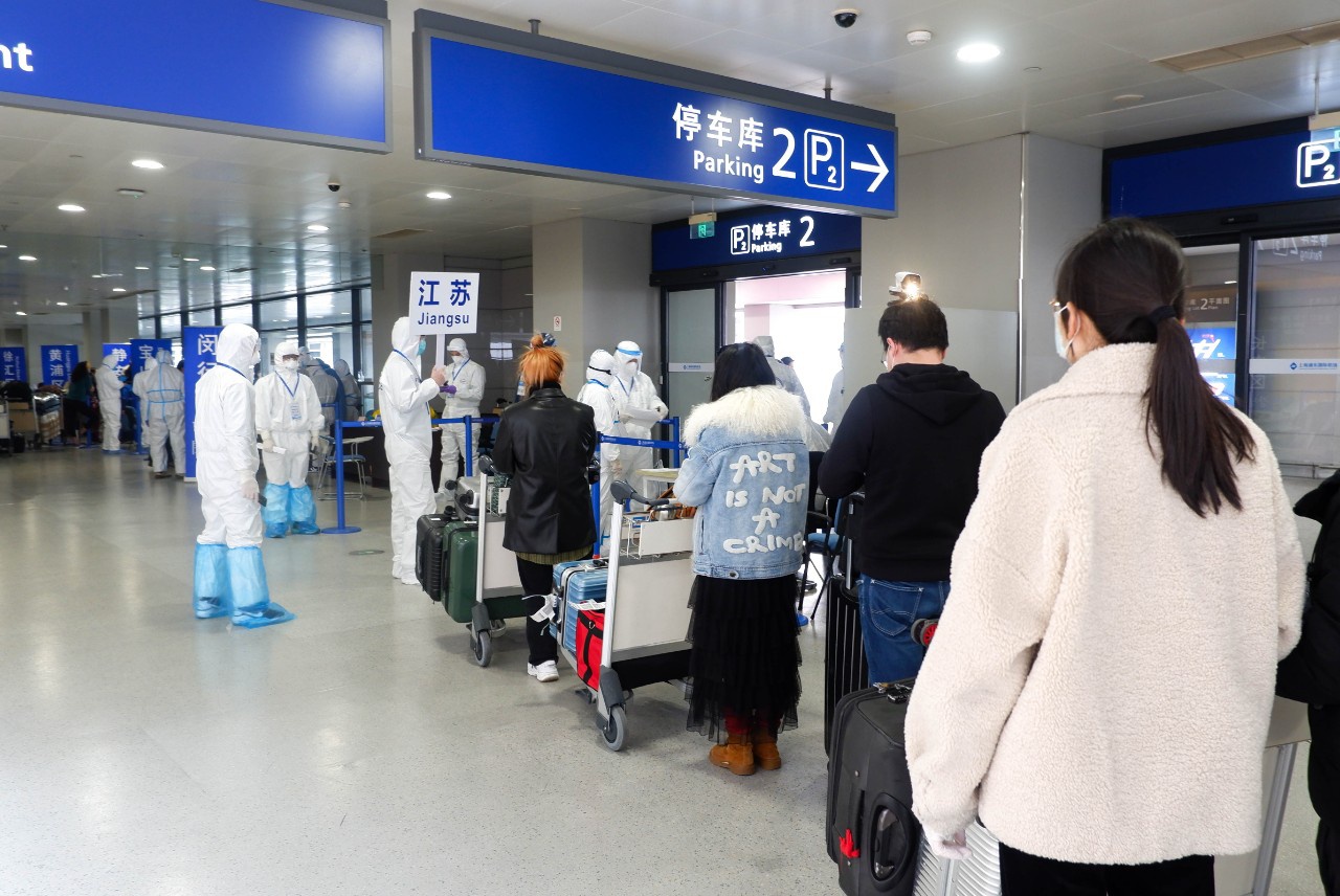 机场是不是24小时上班 afaf-iquxrui1630464.jpg