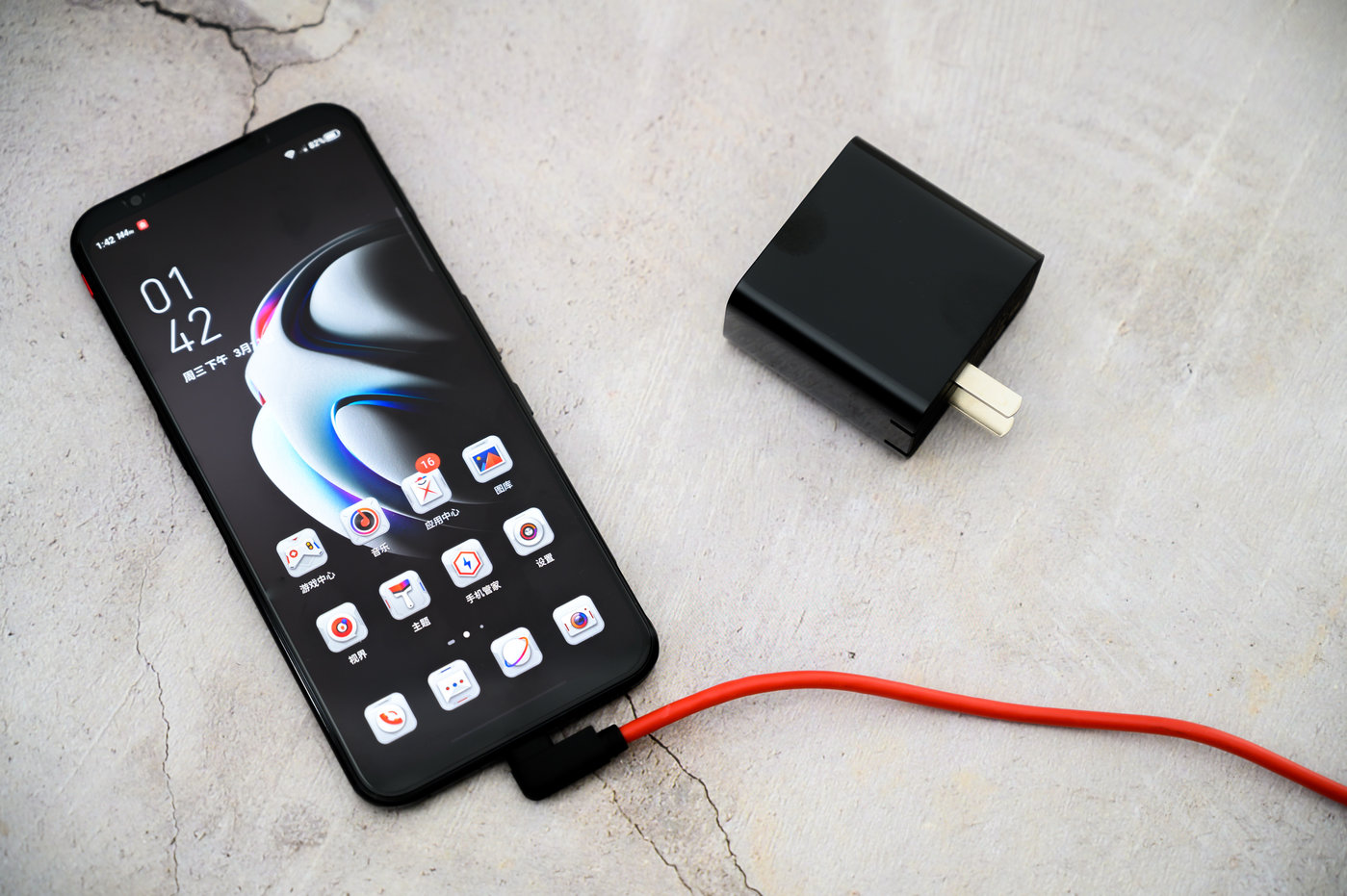 手机玩游戏怎么投屏到显示器 d58d-iquxrui7643823.jpg