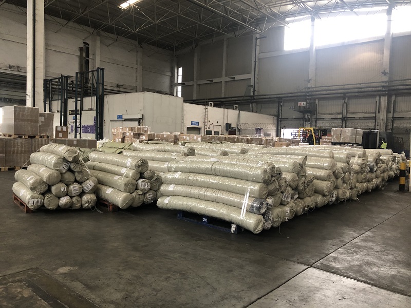 南京禄口国际机场货运逐步恢复 日均10吨大闸蟹